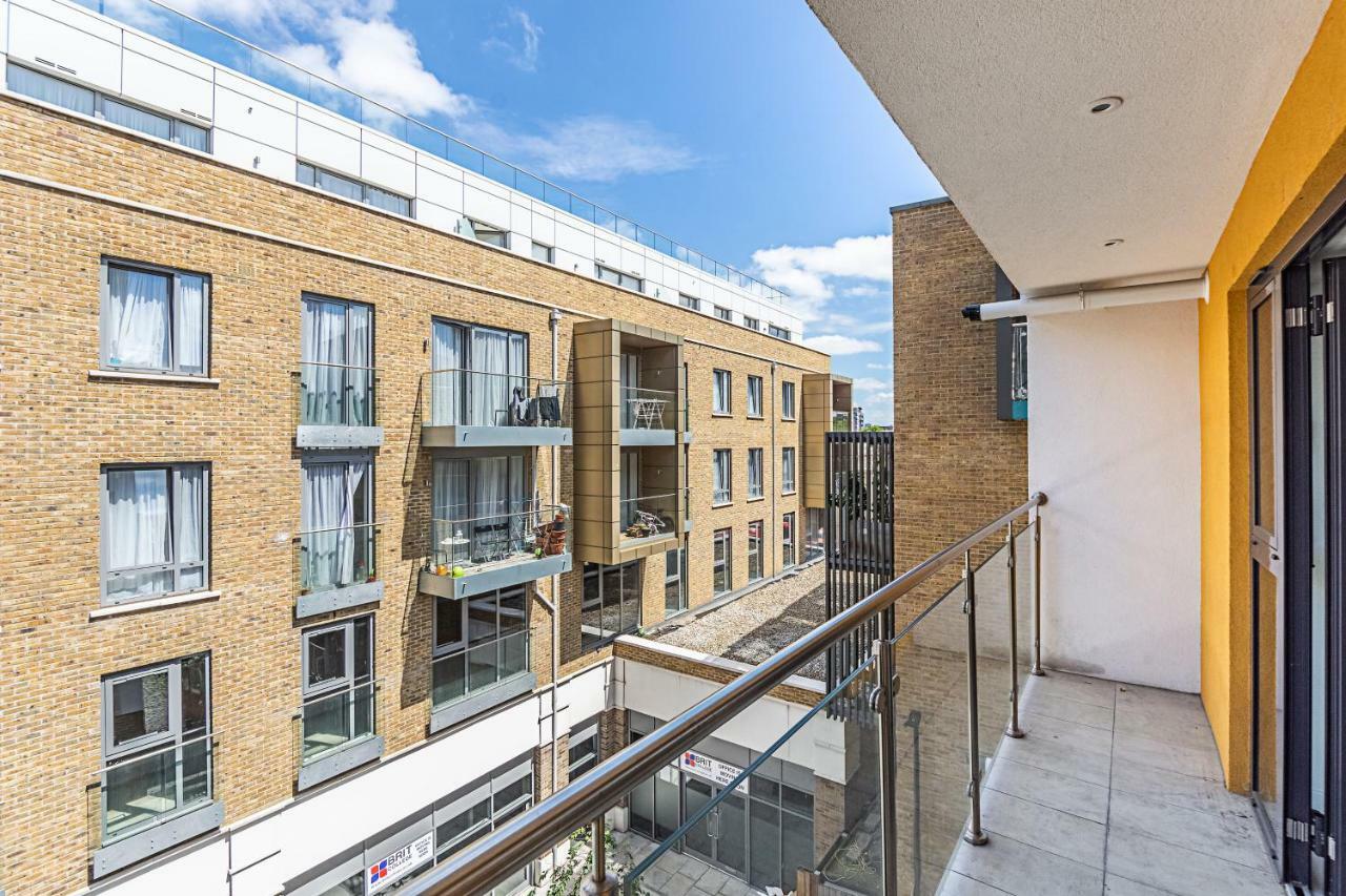 Modern Apartment Canary Wharf Londres Exterior foto