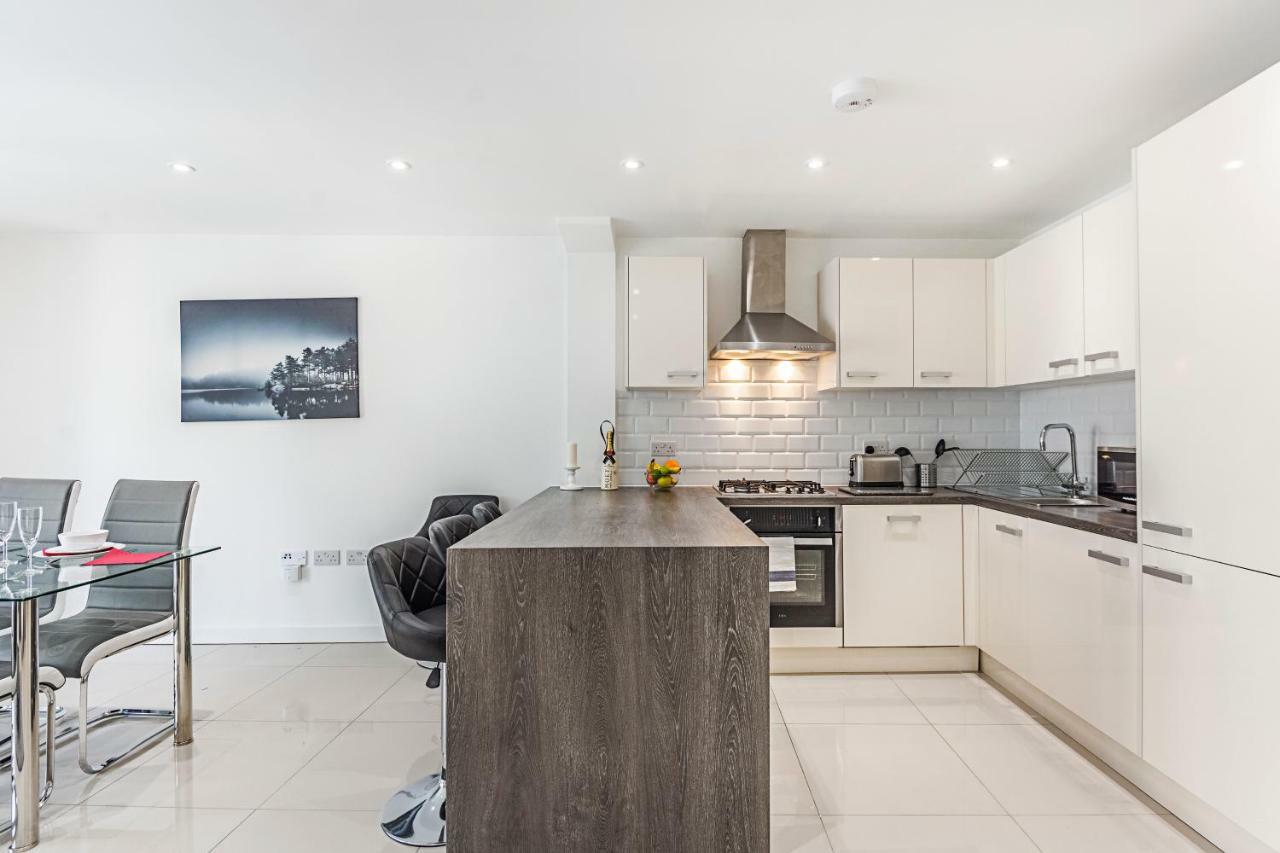 Modern Apartment Canary Wharf Londres Exterior foto