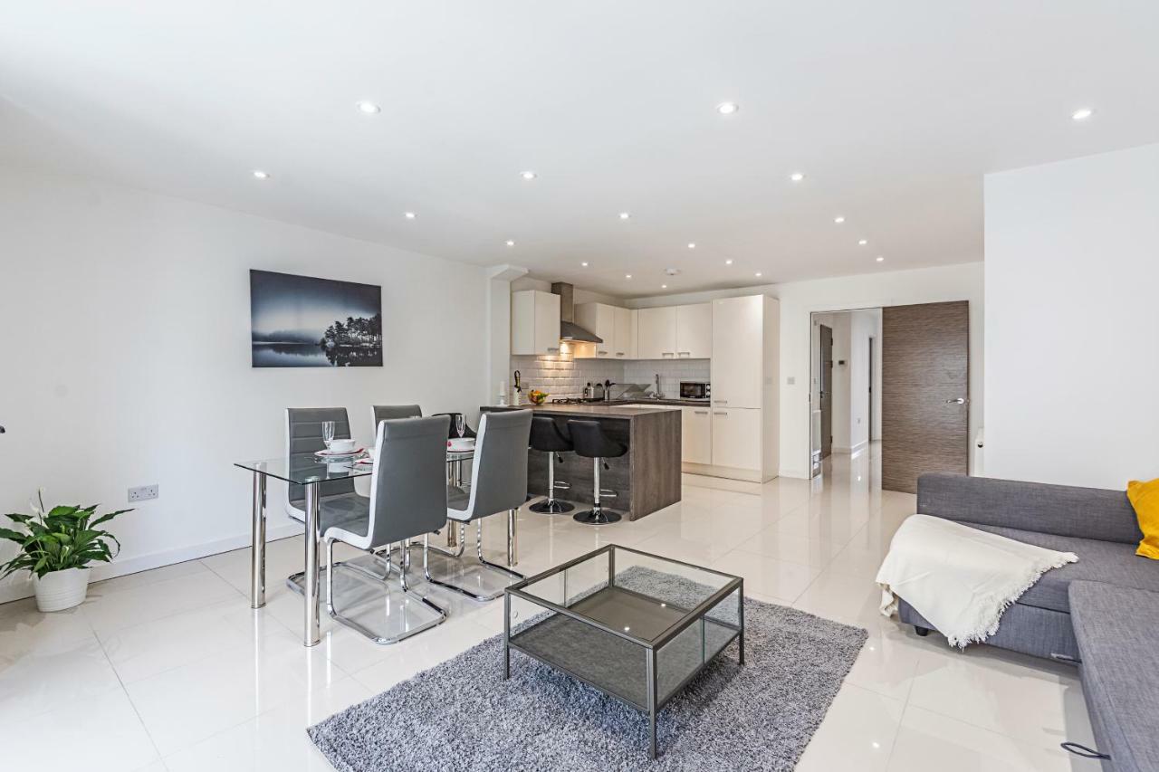 Modern Apartment Canary Wharf Londres Exterior foto